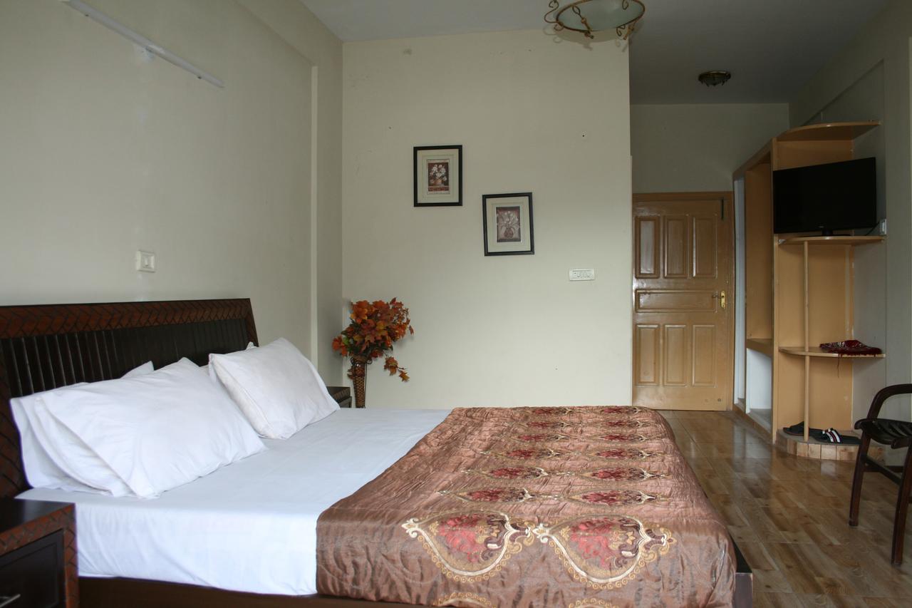 Pine Top Hotels Naran Exterior foto