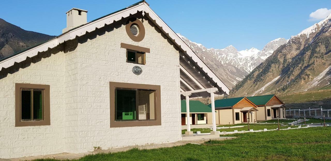 Pine Top Hotels Naran Exterior foto